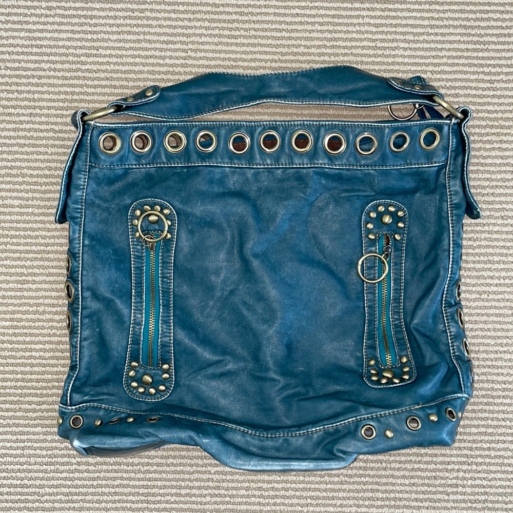 Handbag - Picture 2 of 4